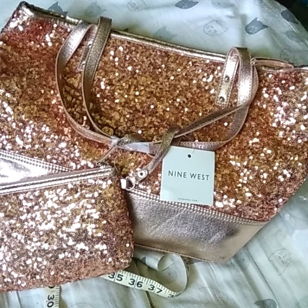 NINE WEST NWT VINTAGE SEQUIN TOTE ANDWRISTLET,ROSEGOLD